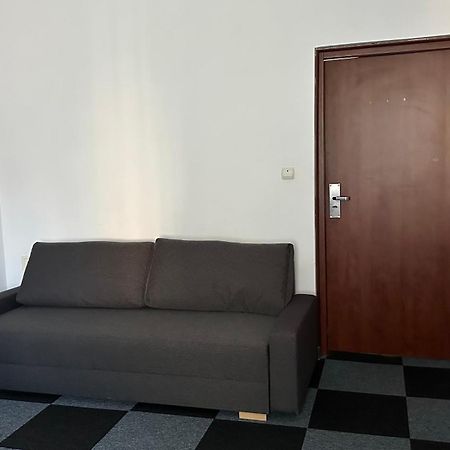 Lezzet B&B Pokoj Goscinny & Turkishrestaurant 华沙 外观 照片