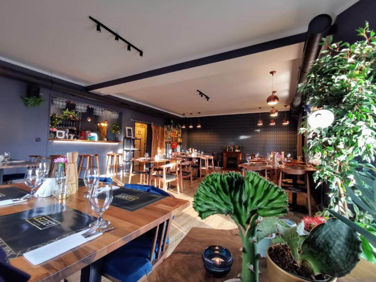 Lezzet B&B Pokoj Goscinny & Turkishrestaurant 华沙 外观 照片