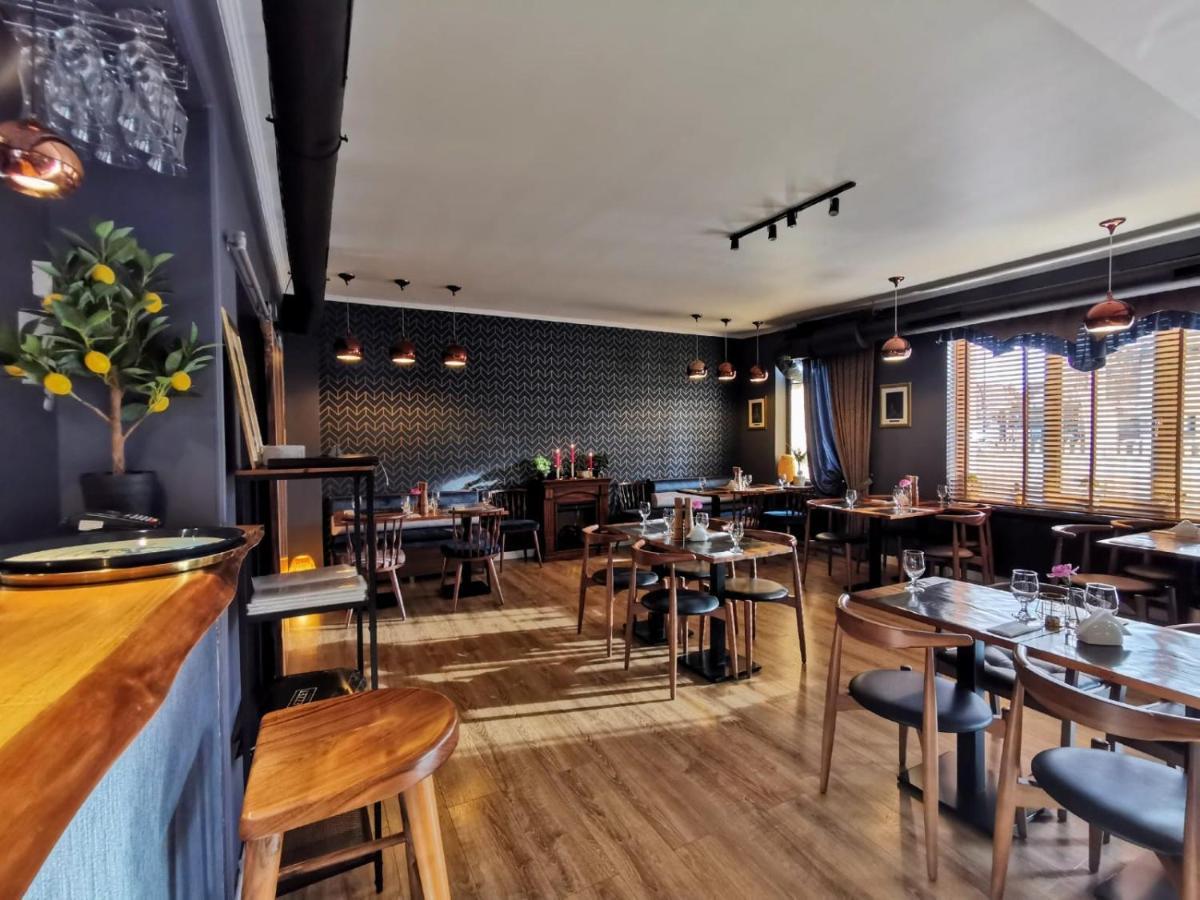 Lezzet B&B Pokoj Goscinny & Turkishrestaurant 华沙 外观 照片